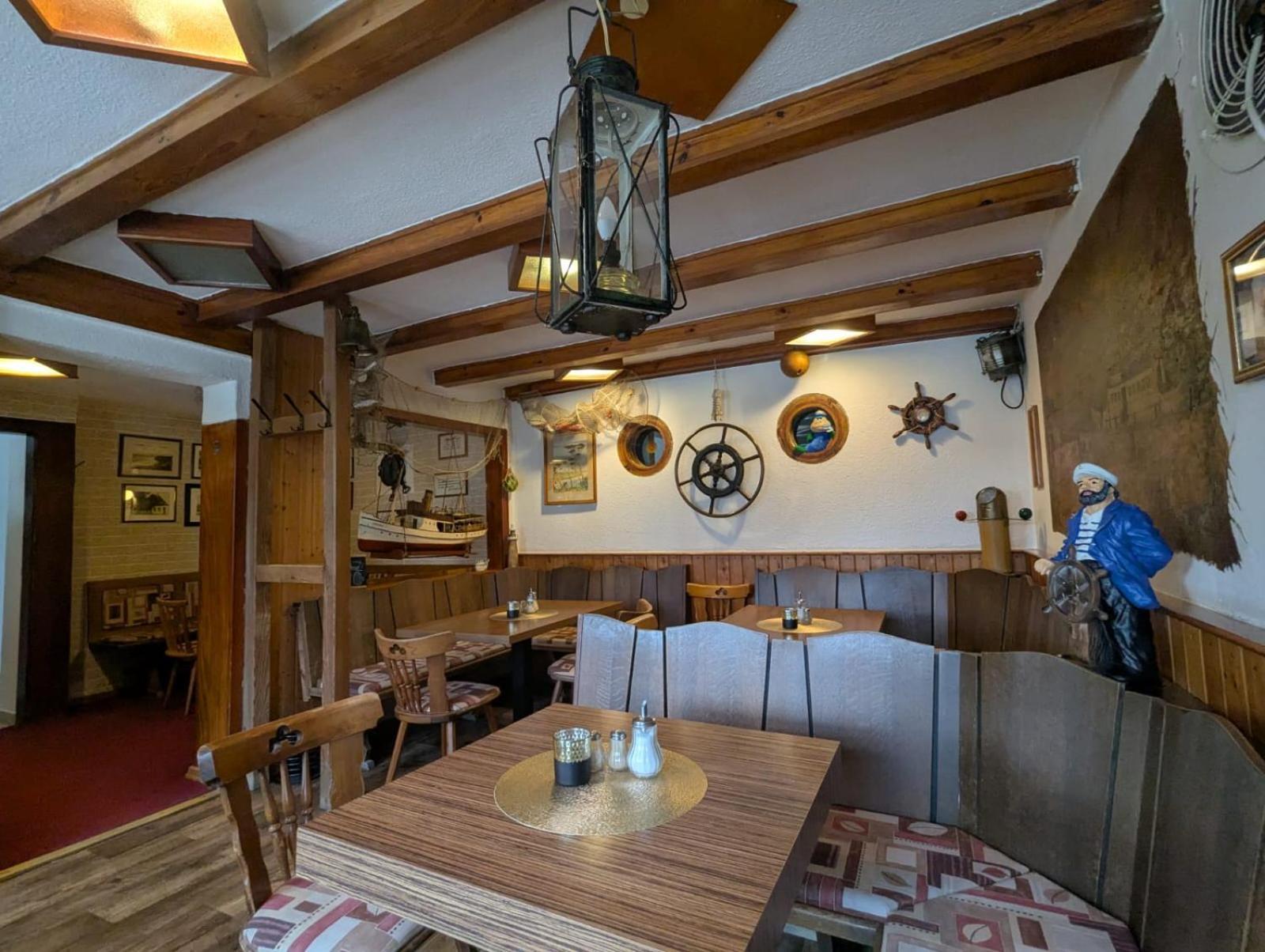 Pension & Restaurant Haus Hiddensee Kloster Exterior photo